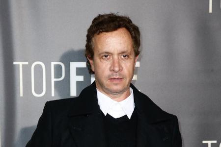 Der Name Pauly Shore dürfte nur den Wenigsten etwas sagen, er war in seiner Karriere vornehmlich in Komödien zu sehen. Zwei ...