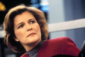 Kate Mulgrew als Captain Janeway