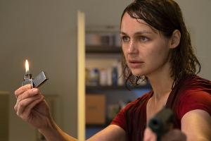 "Polizeiruf 110: Sabine": Sabine Brenner (Luise Heyer) hat nichts mehr zu verlieren