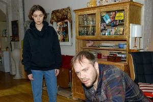 "GZSZ": Merle ist erschüttert, als sie Erik in einem völlig desolaten Zustand vorfindet