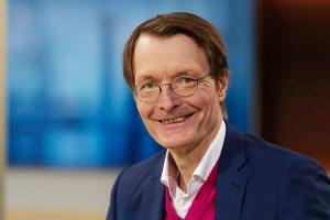 SPD-Gesundheitsexperte Karl Lauterbach wünscht sich "eine liebevolle Frau" an seiner Seite.