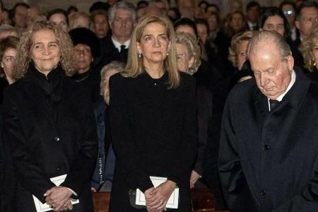 Infantinnen Elena und Cristina bei einem gemeinsamen Auftritt