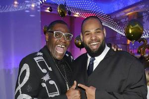 Alphonso Williams an der Seite seines Sohns Raphael