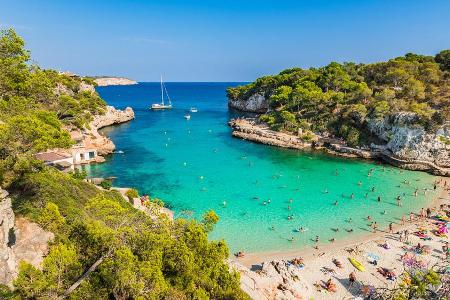 Der Strand Cala Llombards auf der Insel Mallorca.