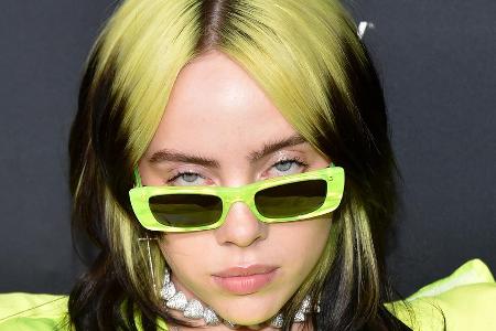 Schwarz und Grün: Diesen Haar-Look hat Billie Eilish sehr lange Zeit getragen