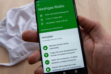 Die Corona-Warn-App im Einsatz.