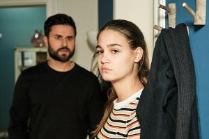 "Unter uns": Leni macht Paco die Ansage, sich aus ihrem Leben rauszuhalten.