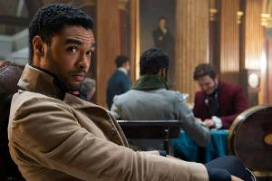 Regé-Jean Page sorgt nicht nur in "Bridgerton" für Furore.