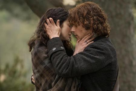 Die Liebesgeschichte von Jamie und Claire steht im Mittelpunkt von 