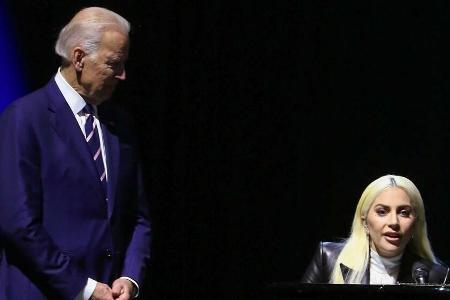Joe Biden und Lady Gaga im Jahr 2016