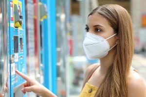 Im öffentlichen Nahverkehr und Einzelhandel müssen in Bayern ab dem 18. Januar FFP2-Masken getragen werden.