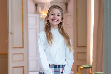 Prinzessin Estelle von Schweden feiert ihren 9. Geburtstag.