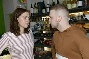 "GZSZ": Merle will verhindern, dass sich Jonas strafbar macht.