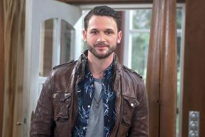 Ab Sommer 2020 ist Arne Rudolf als David Wagner bei "Rote Rosen" zu sehen.