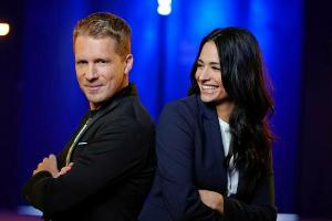 Entertainer Oliver Pocher moderiert mit seiner Ehefrau Amira als Sidekick die Late-Night-Show "Pocher - gefährlich ehrlich!"