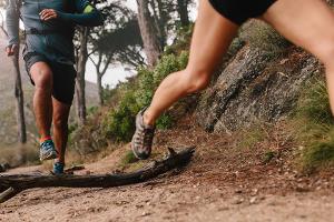 Mit Sport an der frischen Luft kann man schnell und effektiv Extra-Kilos den Kampf ansagen.