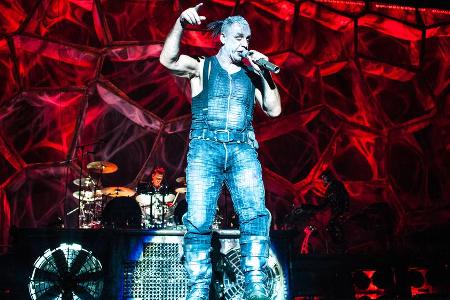 Veröffentlicht Rammstein mit Sänger Till Lindemann (Foto) bald neue Songs?