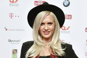 Auch mit dabei: Die ehemalige "Germany's next Topmodel"- und Dschungelcamp-Teilnehmerin Sarah Knappik