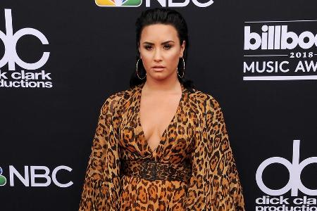 Demi Lovato ist offenbar überaus glücklich mit Max Ehrich