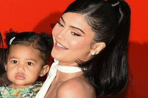 Kylie Jenner und ihre zweijährige Tochter Stormi.