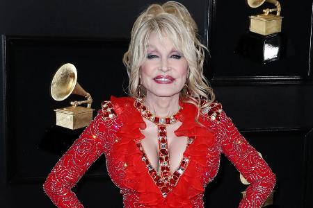 Dolly Parton auf dem roten Teppich 2019