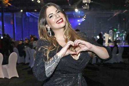 Jenny Frankhauser genießt ihr Liebesglück.