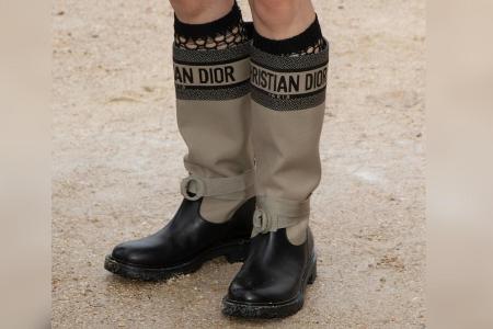 Herbststiefel erleben mit Strümpfen einen modischen Aha-Moment