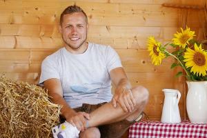 Patrick studiert Wirtschaftsingenieurwissen und ist Landwirt im Nebenerwerb.