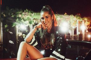 Sarah Lombardi präsentiert ihre neue Single "Zoom"