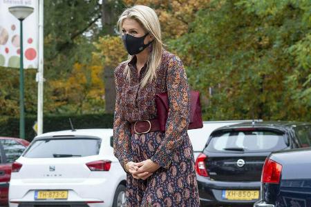 Königin Máxima im herbstlichen Hingucker-Outfit.