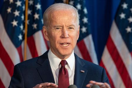 Joe Biden macht negatives Corona-Testergebnis öffentlich.