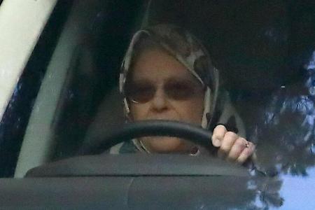 Noch sitzt die Queen in Sandringham hinter dem Steuer, bald reist sie nach Windsor