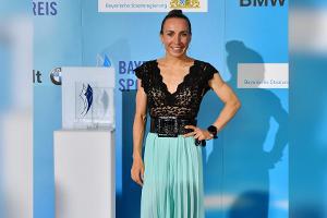 Triathletin Anne Haug bei der Verleihung des Bayerischen Sportpreises 2020.