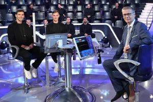 Günther Jauch (r.) mit den deutschen Fußball-Stars