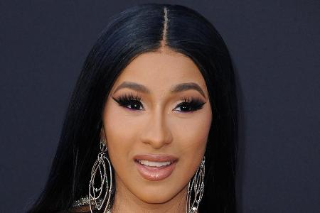 Cardi B hat ihren 28. Geburtstag in Las Vegas gefeiert.