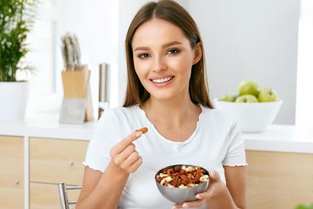 Viele Nüsse haben eine stimmungsaufhellende Wirkung.