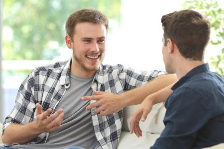 Freundschaften sind wichtig für eine funktionierende Beziehung, sagt Schneebauer.