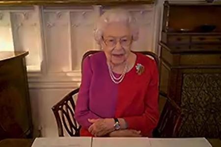 Die Queen bekommt ein Ständchen zum Hochzeitstag