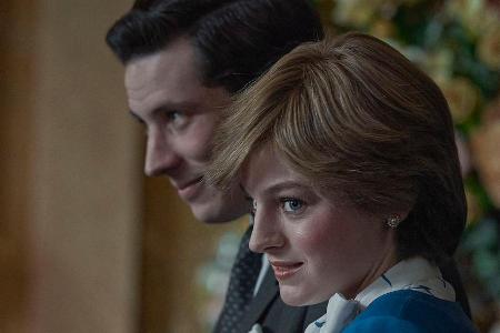 Emma Corrin als Lady Di in 