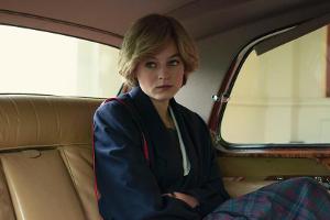 Emma Corrin spielt in "The Crown" die Rolle der Lady Di