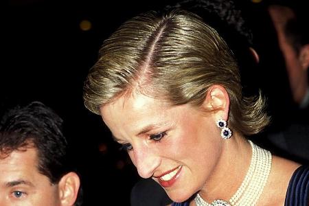 Prinzessin Diana bei einer Awardshow.