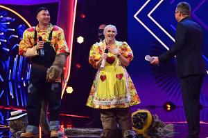Die erste Enthüllung des "The Masked Singer"-Finalabends: Unter den Erdmännchen steckten Daniela Katzenberger und Lucas Cord...