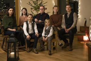 Angelo Kelly & Family veröffentlichen das neue Weihnachtsalbum "Coming Home For Christmas".