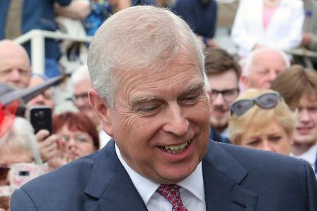 Prinz Andrew wird noch immer mit dem Epstein-Skandal in Verbindung gebracht.