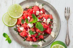 Wassermelone erfrischt bei heißen Temperaturen.