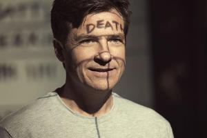 "Game Night": Max (Jason Bateman) wittert die Chance seines Lebens