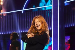 Palina Rojinski ist die Moderatorin der neuen Netflix-Show "Sing on! Germany"