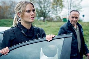Pia Stutzenstein alias Vicky ermittelt in "Alarm für Cobra 11 - Die Autobahnpolizei" nun mit Erdogan Atalay alias Semir.