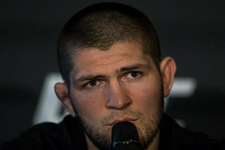 UFC-Kämpfer Khabib Nurmagomedov hat seinen Vater an Covid-19 verloren