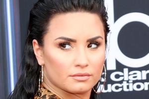 Sängerin Demi Lovato hat ein geliebtes Familienmitglied verloren.